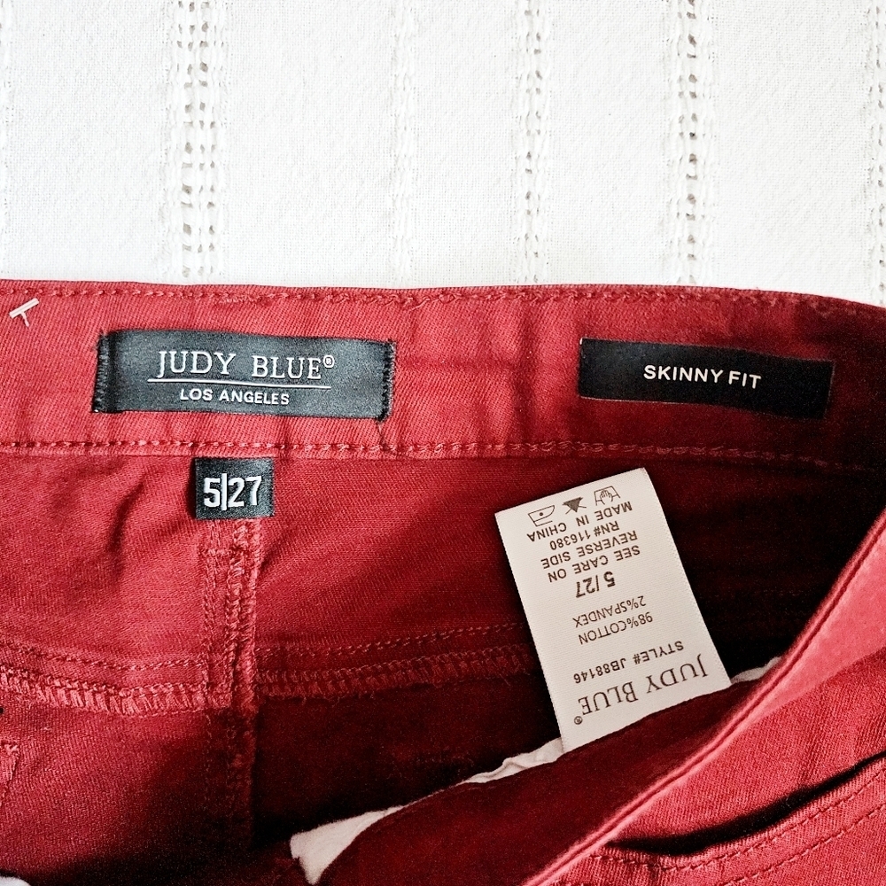 Judy Blue High Rise Maroon Skinny Denim Jeans Red Stretch Classic Size 5/27 NWT - Picture 12 of 12